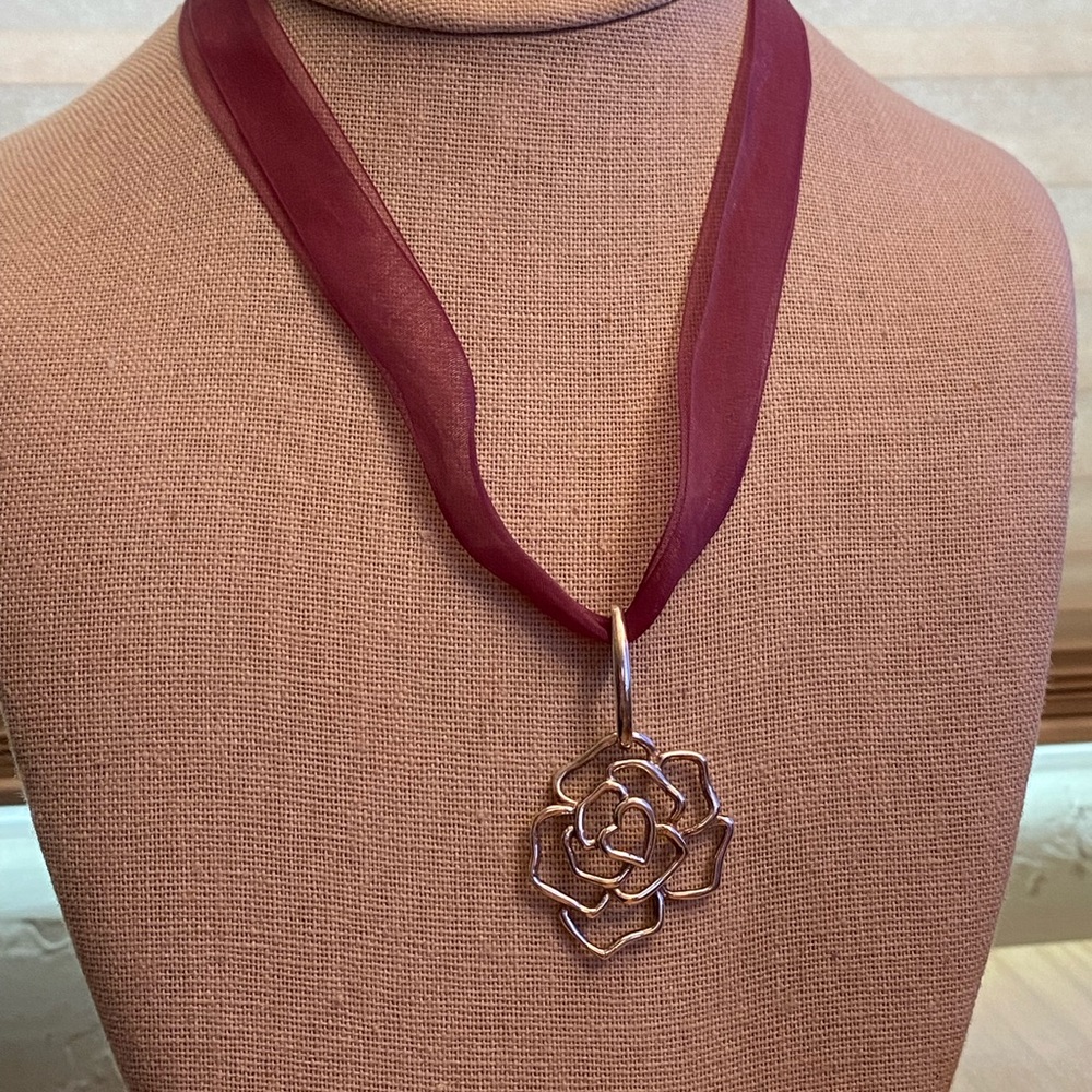 925 sterling silver rose and heart pendant on a lace chain